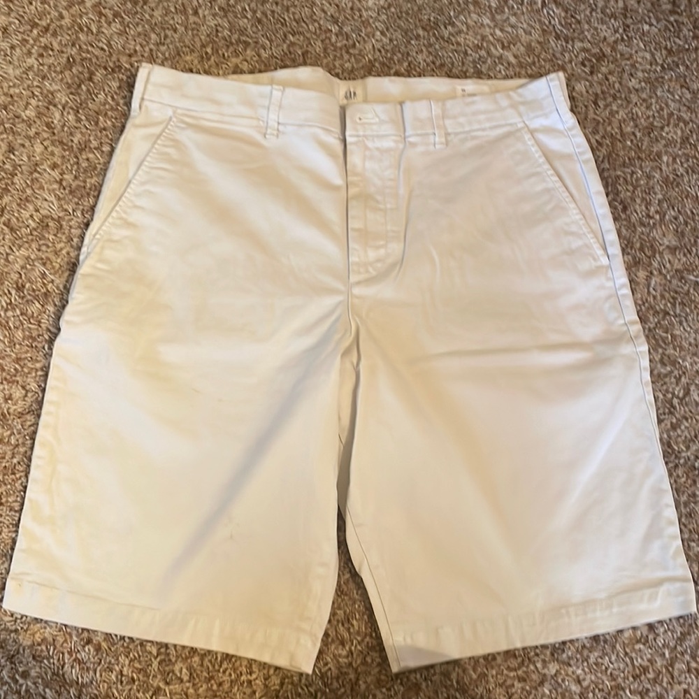 Gap men’s shorts